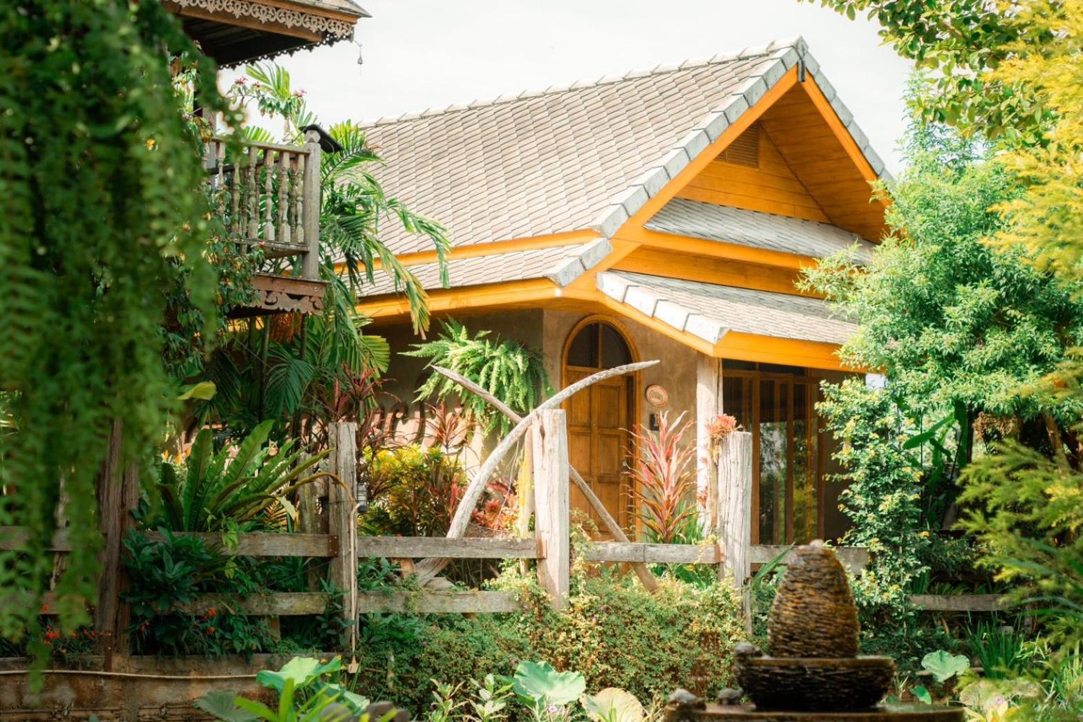 Huen San Fang Hotel โรงแรมเฮือนแสนฝาง Kültér fotó